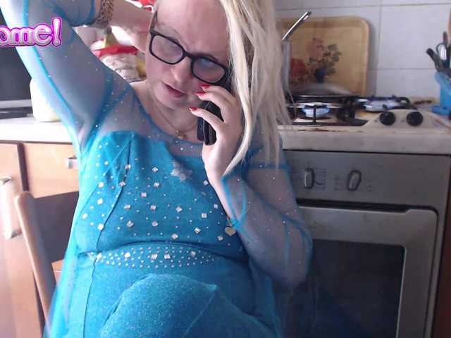 martachatte19's BongaCams show and profile