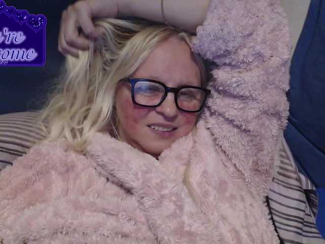 martachatte19's BongaCams show and profile