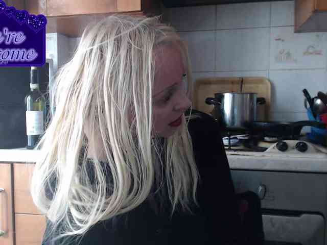 martachatte19 Live Webcam on BongaCams