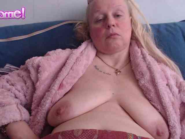 martachatte19 Live Webcam on BongaCams