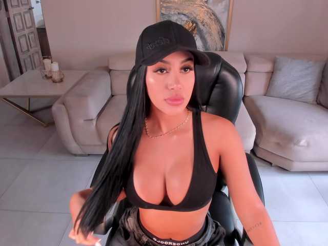 MileyCruz Live Cam on BongaCams and RICams