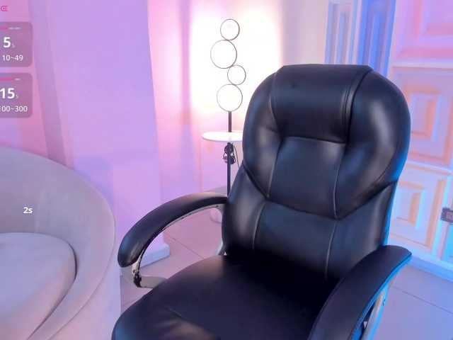 MileyCruz's BongaCams show and profile