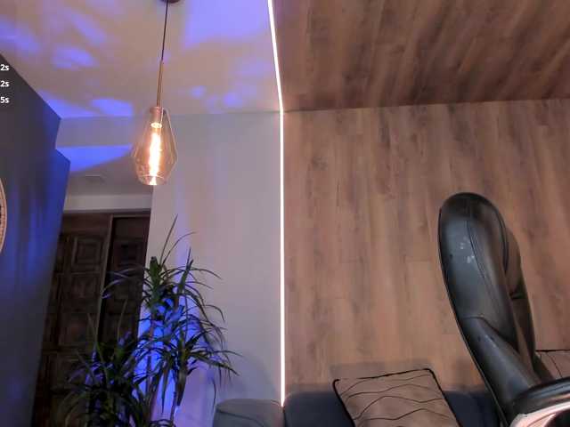 Offline MileyCruz on BongaCams