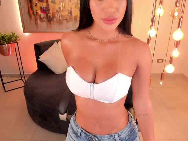 MileyCruz webcam