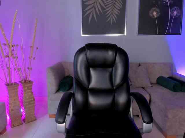 MileyCruz webcam