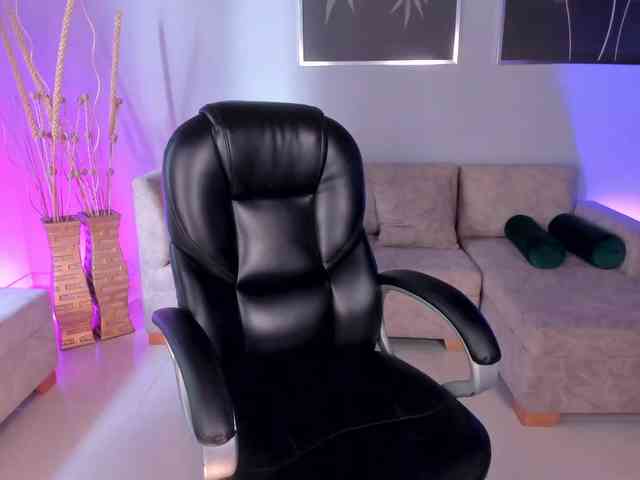 MileyCruz webcam