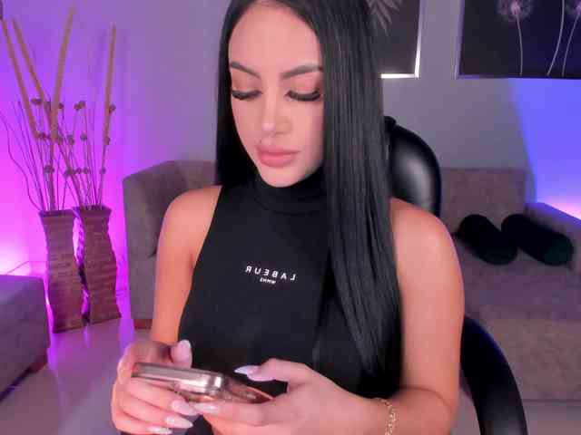 MileyCruz webcam