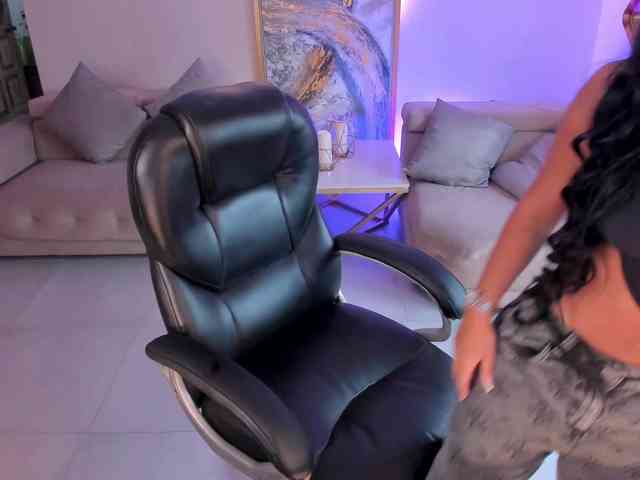 MileyCruz webcam