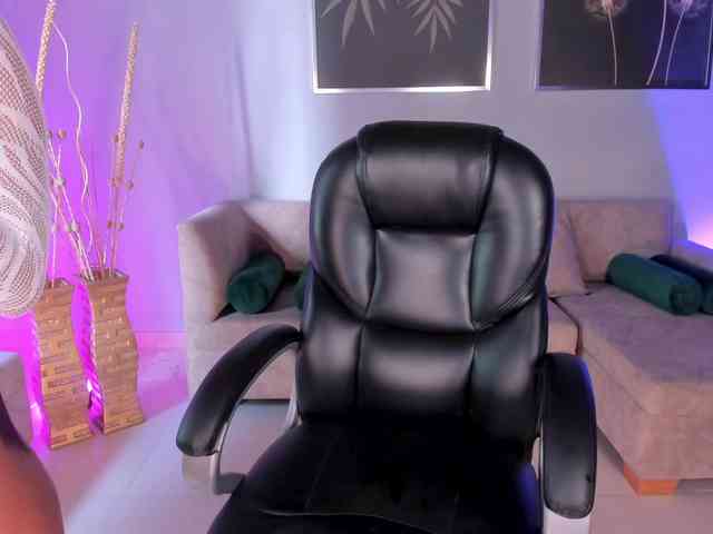 MileyCruz webcam