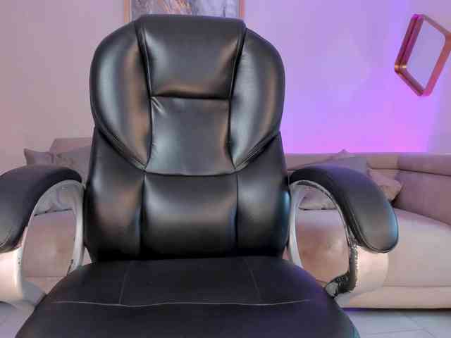 MileyCruz webcam