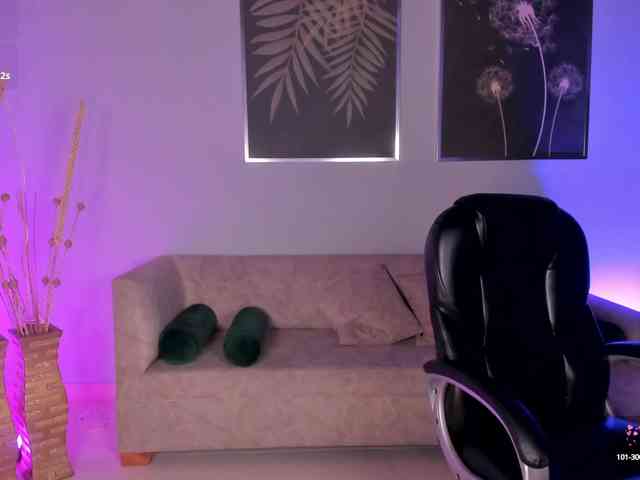 MileyCruz webcam