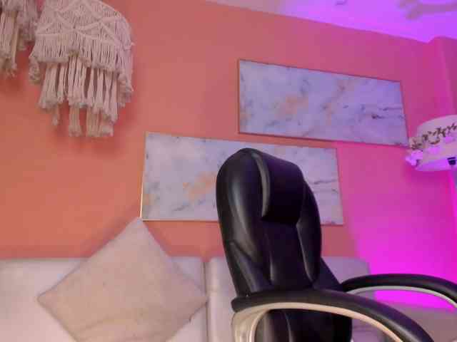 MileyCruz webcam