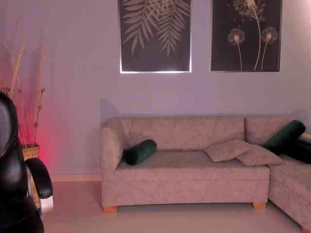 MileyCruz webcam