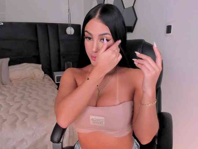 MileyCruz webcam