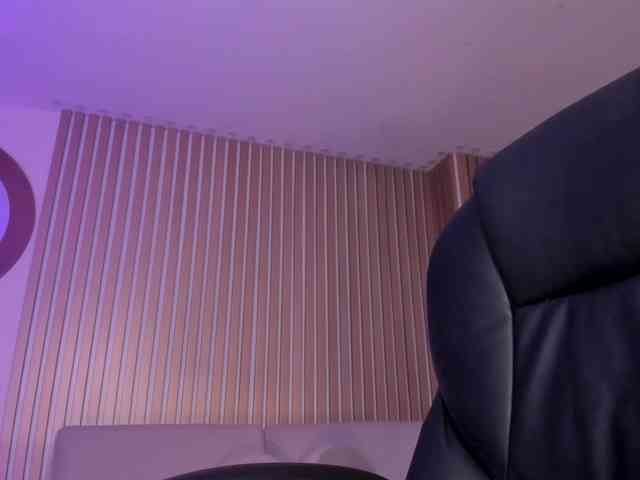MileyCruz webcam