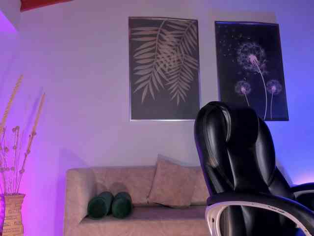 MileyCruz webcam