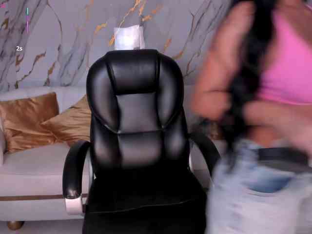 MileyCruz webcam