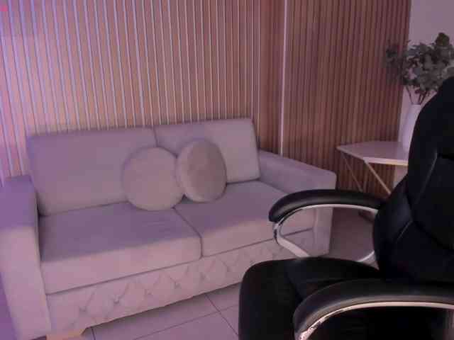 MileyCruz webcam