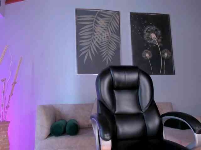 MileyCruz webcam