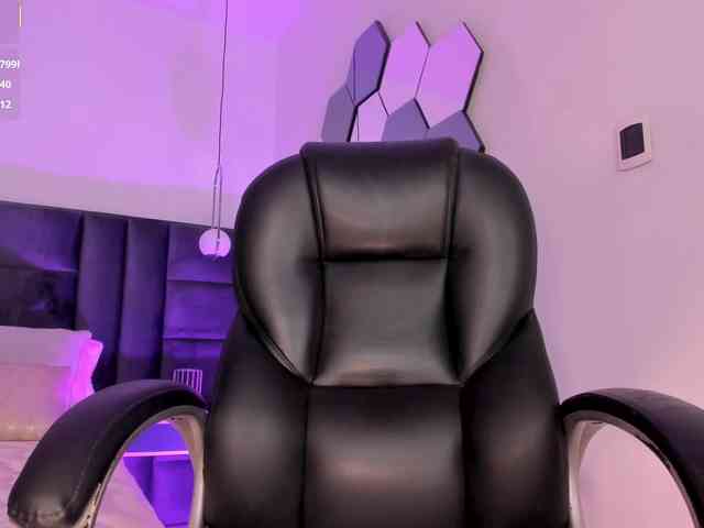 MileyCruz webcam