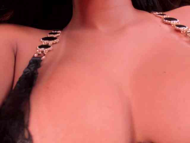 MileyCruz webcam