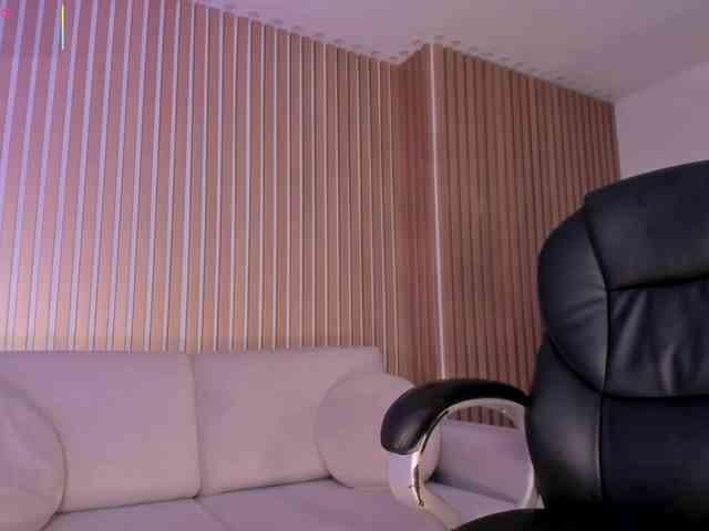MileyCruz webcam