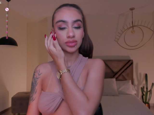  DannaCruz chat room