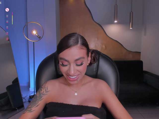 DannaCruz's BongaCams show and profile