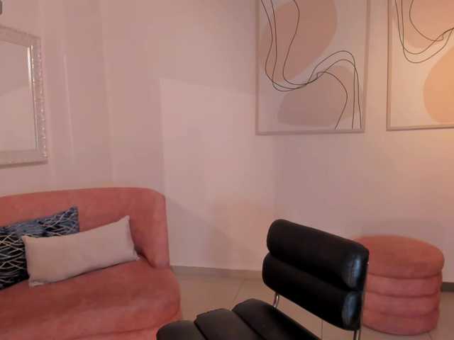 DannaCruz's BongaCams show and profile