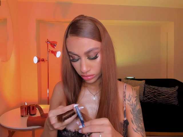 DannaCruz's BongaCams show and profile