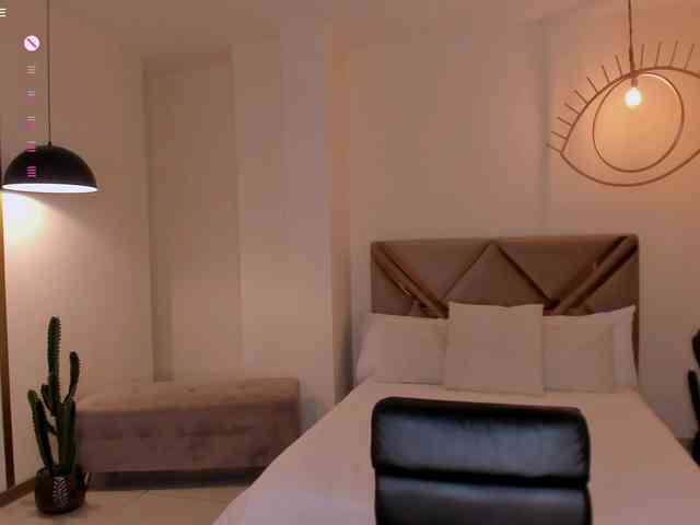DannaCruz webcam