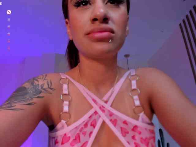 DannaCruz webcam