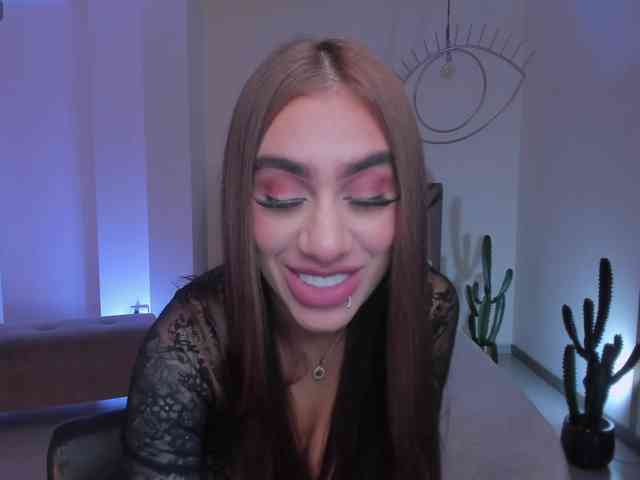 DannaCruz Live Webcam on BongaCams