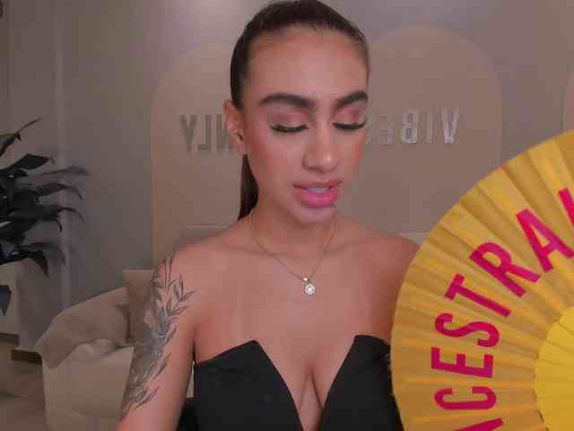 DannaCruz webcam