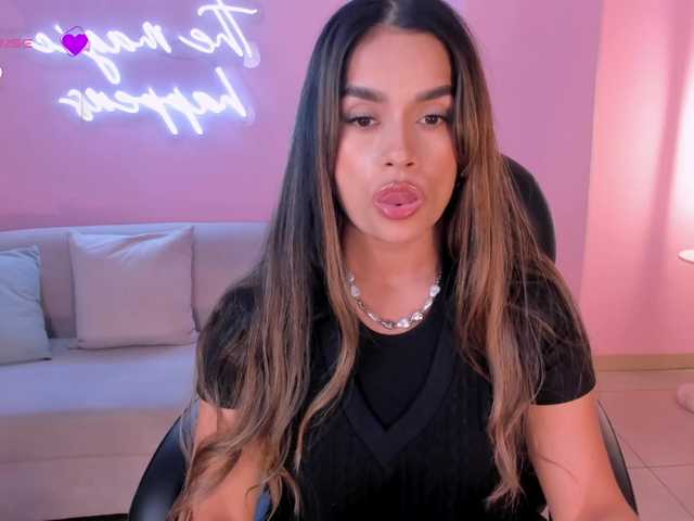 BiancaPierce's BongaCams show and profile