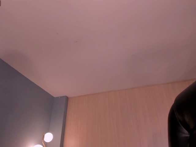 BiancaPierce's BongaCams show and profile