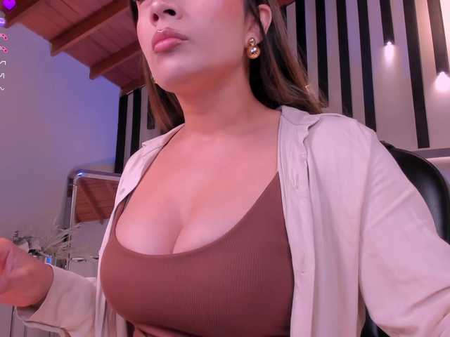 BiancaPierce's BongaCams show and profile