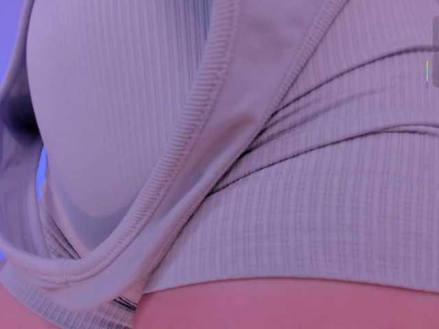 BiancaPierce's BongaCams show and profile