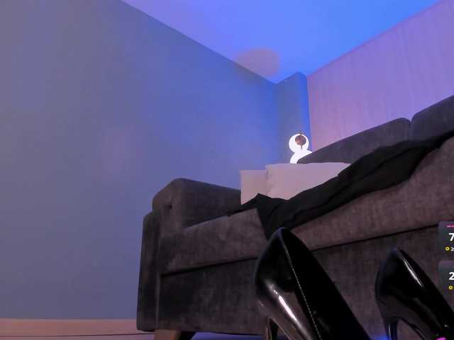 BiancaPierce's BongaCams show and profile