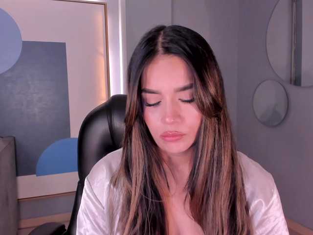 BiancaPierce's BongaCams show and profile