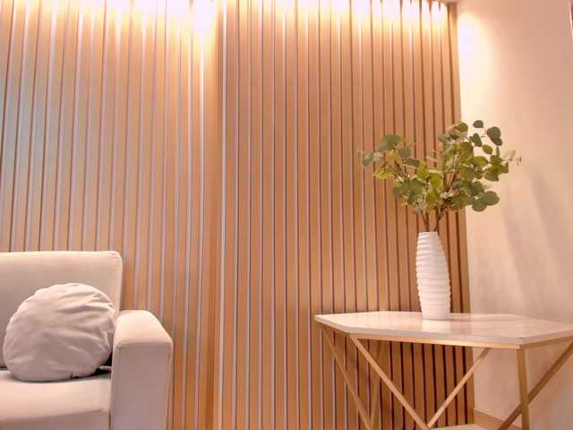 BiancaPierce's BongaCams show and profile