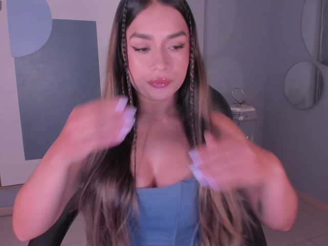 BiancaPierce's BongaCams show and profile