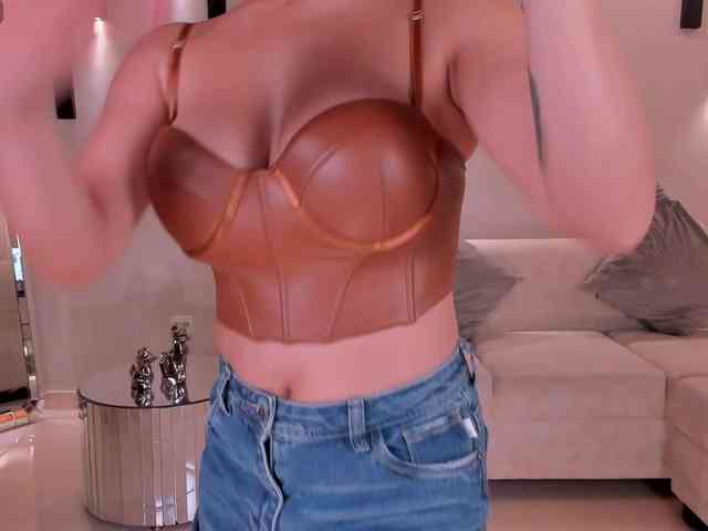 BiancaPierce webcam
