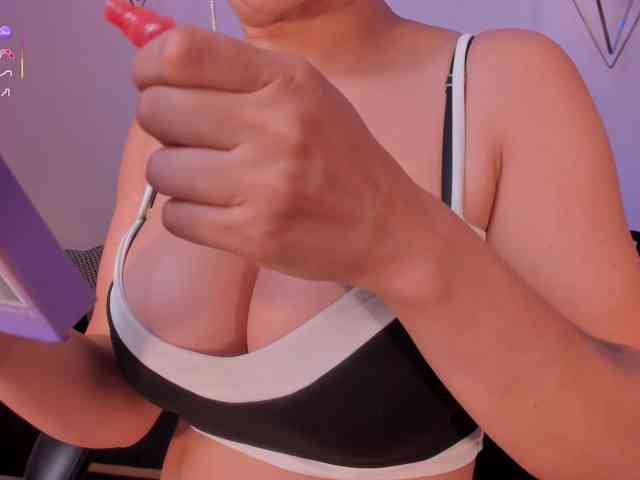 BiancaPierce webcam
