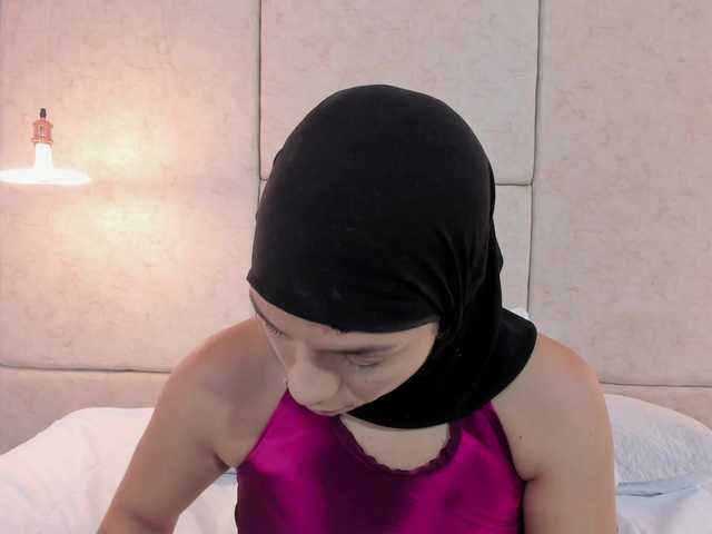 amira-s's BongaCams show and profile