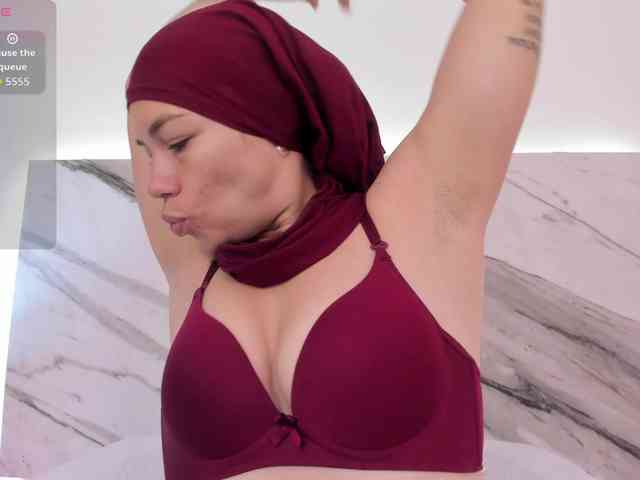 amira-s Live Webcam on BongaCams