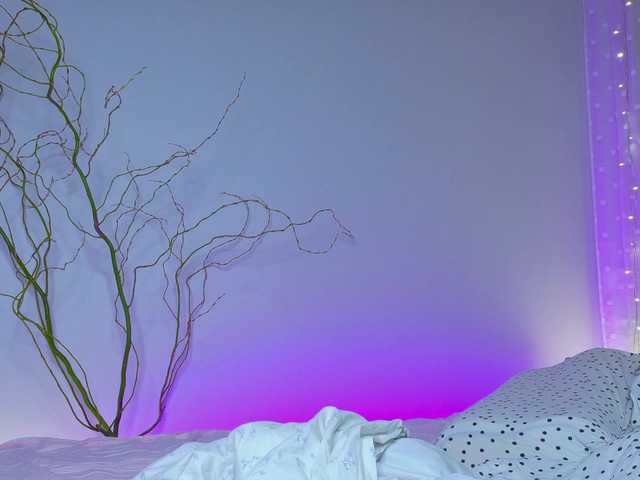 LinaStones's BongaCams show and profile