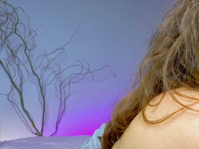 LinaStones's BongaCams show and profile