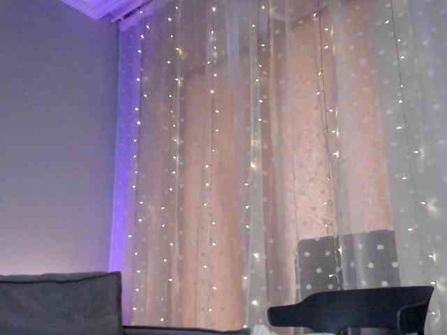 LinaStones webcam