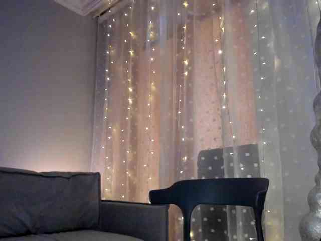 LinaStones webcam